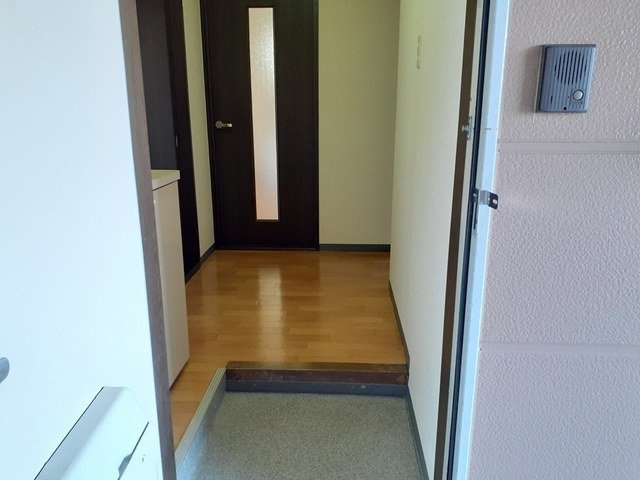 スプリングタクトⅡの玄関|きれいな玄関です