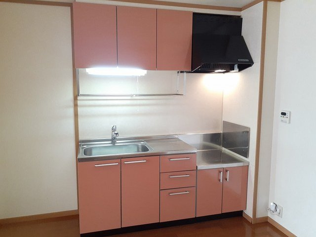 オレンジフラットⅡのキッチン|キッチンでお料理をお楽しみください