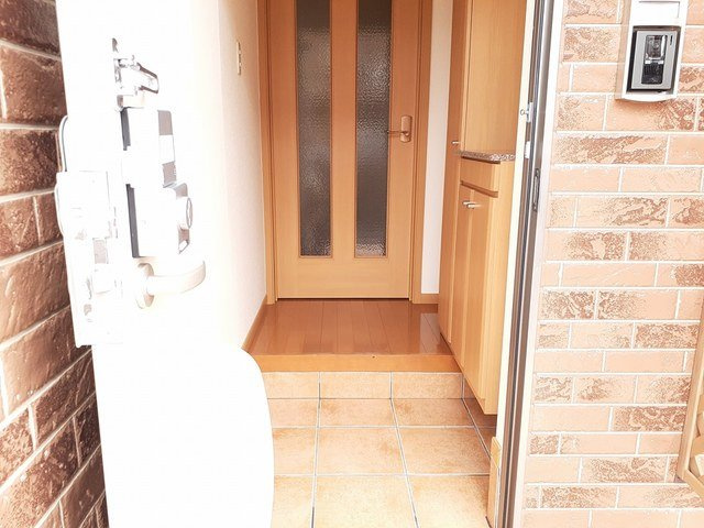 オレンジフラットⅡの玄関|玄関です