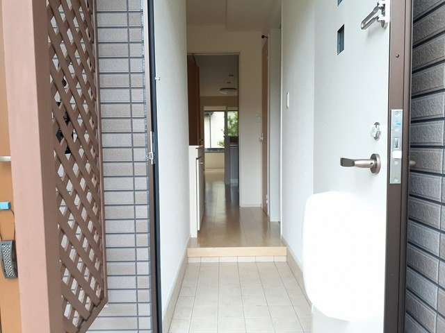 レクサス野村の玄関|明るい玄関です