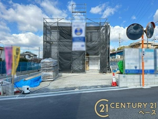 リーブルガーデン上牧 ２号棟 ／新築一戸建の内観：施工例|■ＴＶモニター付きインターホンで防犯対策もバッチリ！来客も一目でわかり安心です！■