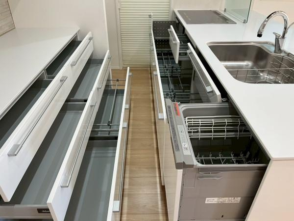 和歌山市西庄　中古戸建のキッチン