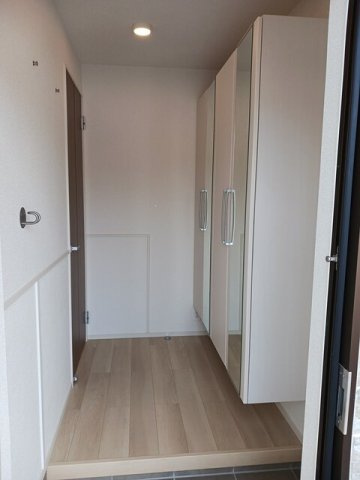 メゾン　フィーロの玄関