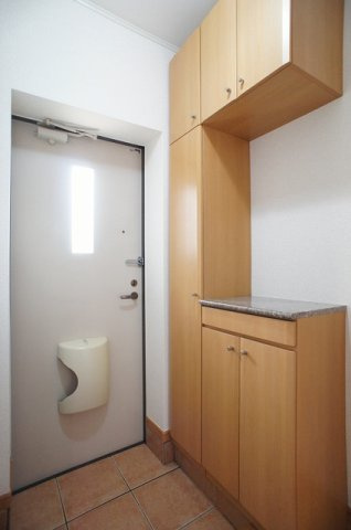 プランドールⅠの玄関