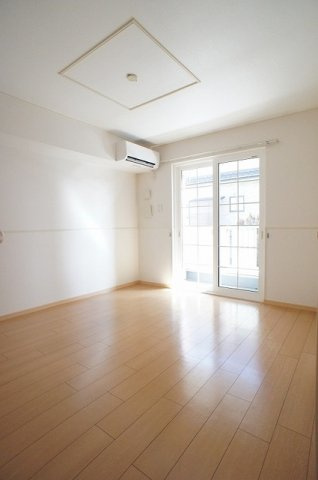 サンライト　アラマクの居間・リビング