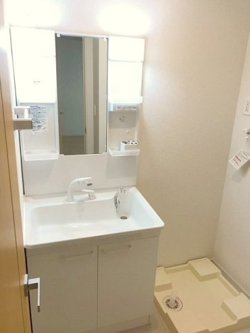 ソレイユⅤの洗面所