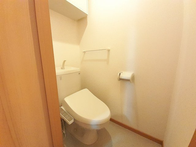 ア－バンヒルズＡのトイレ