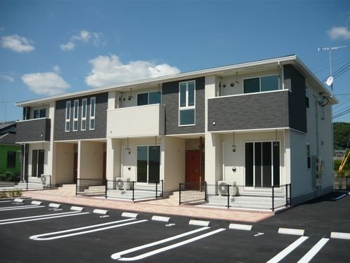 トリニティ　ヴィレッジ　Ⅰ