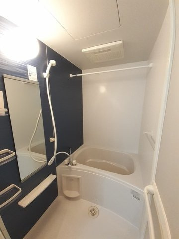 リバー　サイド　レジデンスの浴室