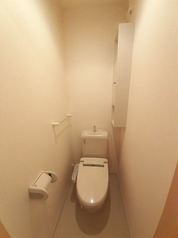 リバー　サイド　レジデンスのトイレ