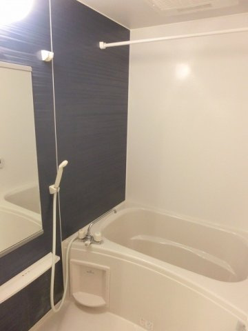 ＹＲ　ビサイドの浴室