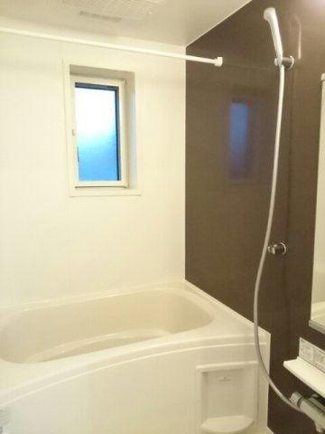 サンフラワーⅢの浴室