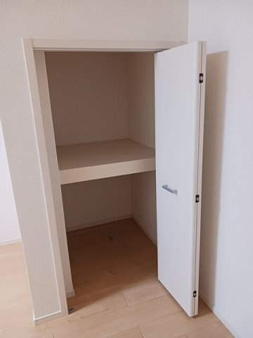 シルエットの収納