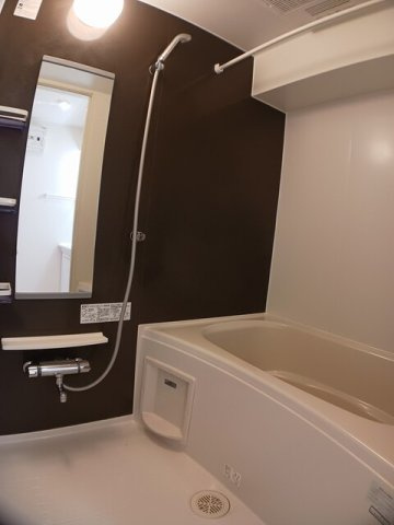 ニューライズ和Ｃの浴室