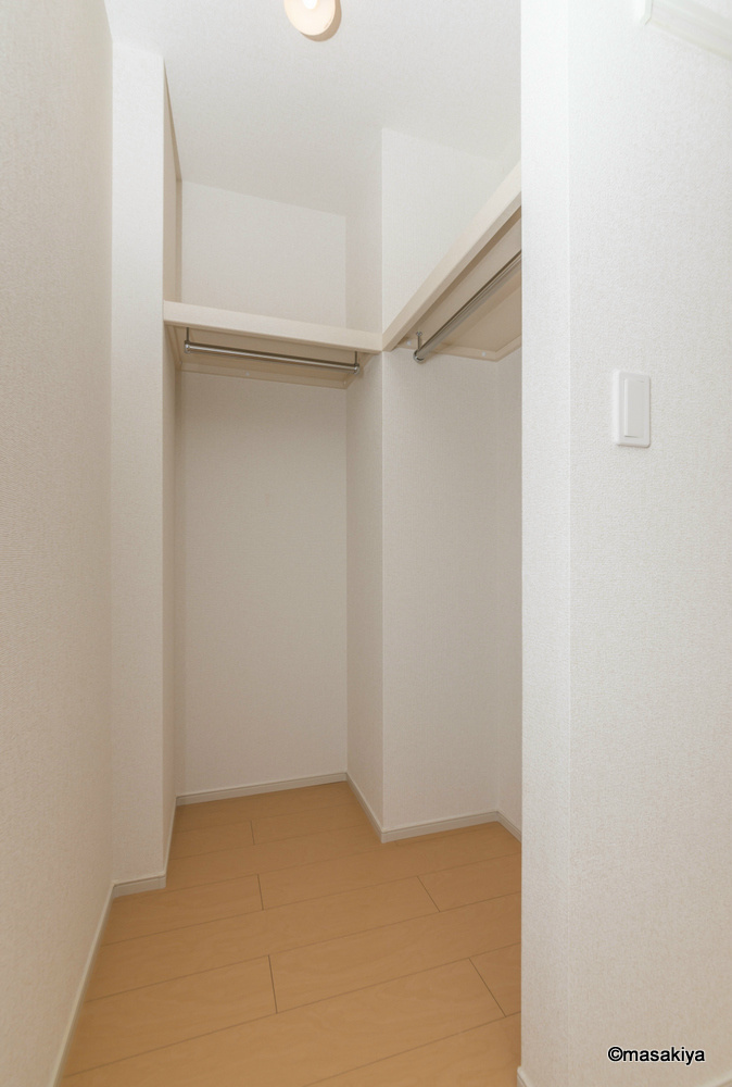 プリムローズ　Ｂの洋室|ウォークインクローゼット