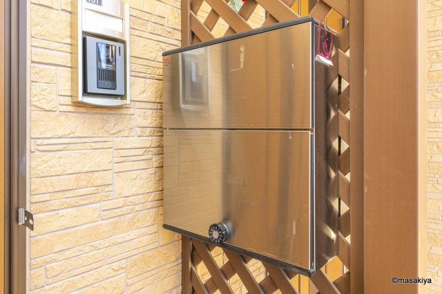 プリムローズ　Ｂのエントランス