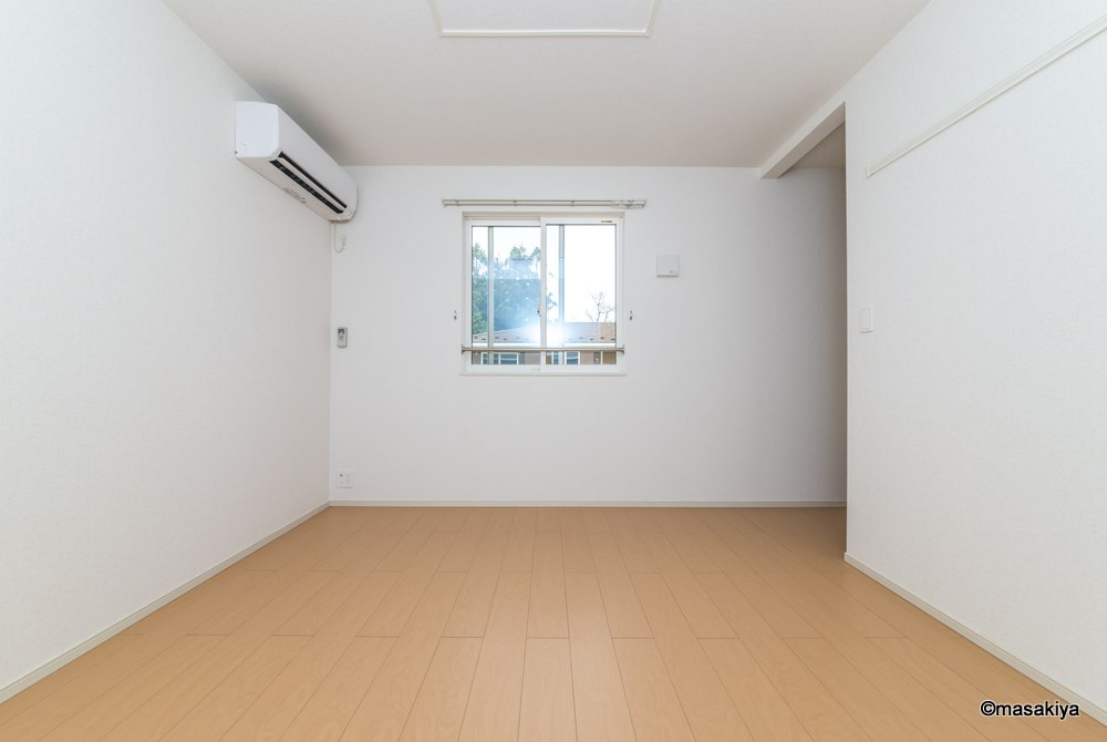 プリムローズ　Ｂの寝室|ベッドルーム　エアコン付きです。