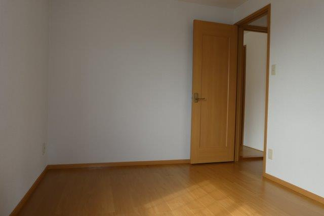 ＰＲＩＮＣＥ　ＣＯＵＲＴ　Ａの寝室