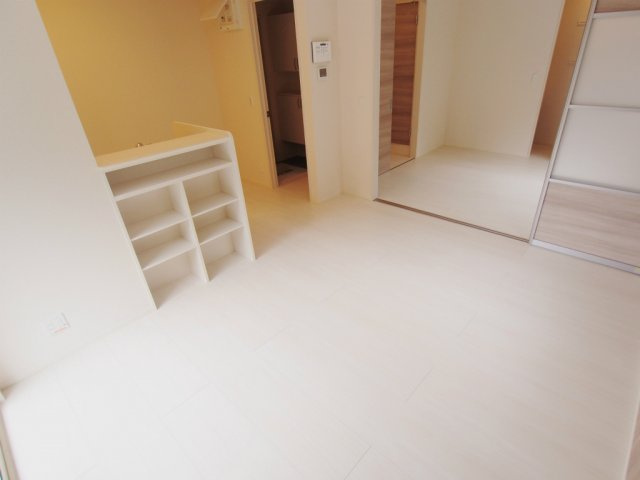 ヴェールビレッジ三戸の居間・リビング