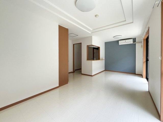 ライラックの居間・リビング