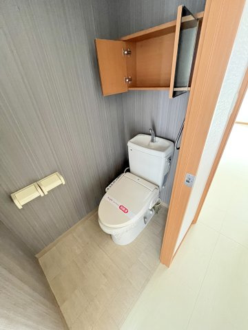 ライラックの洗面所