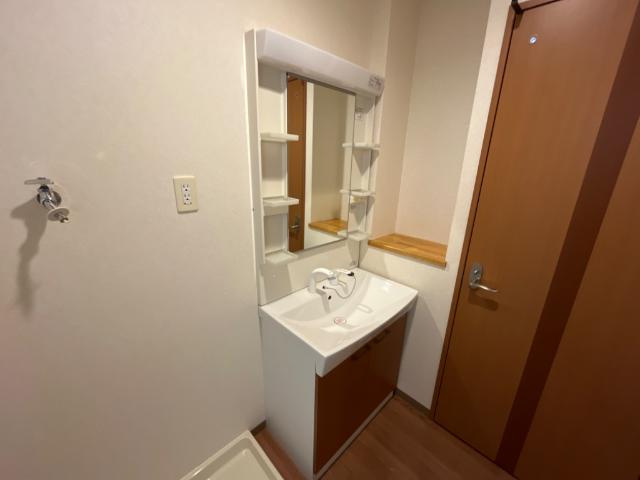 Casa Pastoraleの洗面所|洗髪洗面化粧台