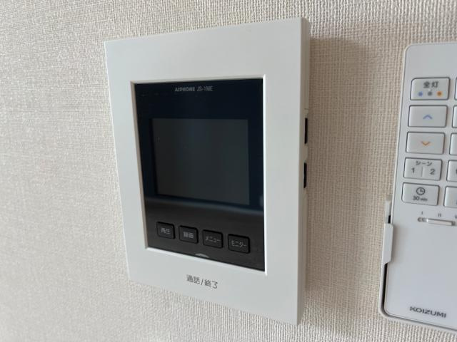 プリムール帆待川の内装|カメラ付インターホン