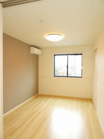 セイバリーⅡの内装|明るい室内です