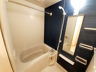 【浴室】 | ヴィラＫＡＲＡＳＡＷＡ　Ｂ