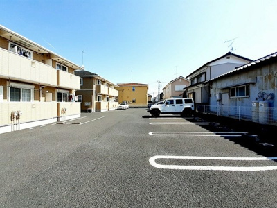 【駐車場】 | ヴィラＫＡＲＡＳＡＷＡ　Ｂ