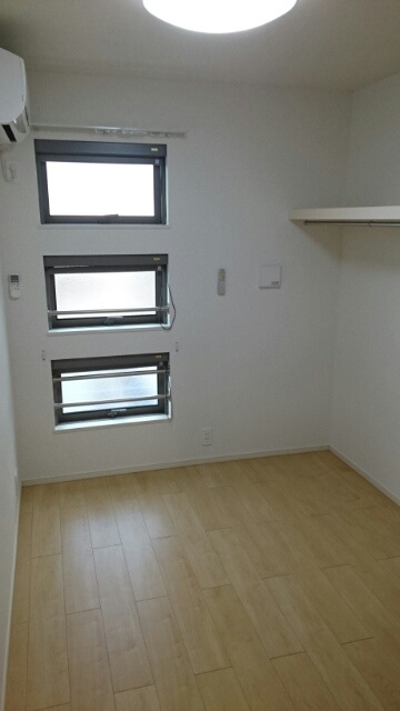 ハイネスの居間・リビング