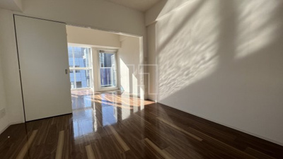 【居間・リビング】 | I Cube南船場 | I Cube南船場（アイキューブ南船場）　リビング・ダイニングスペース