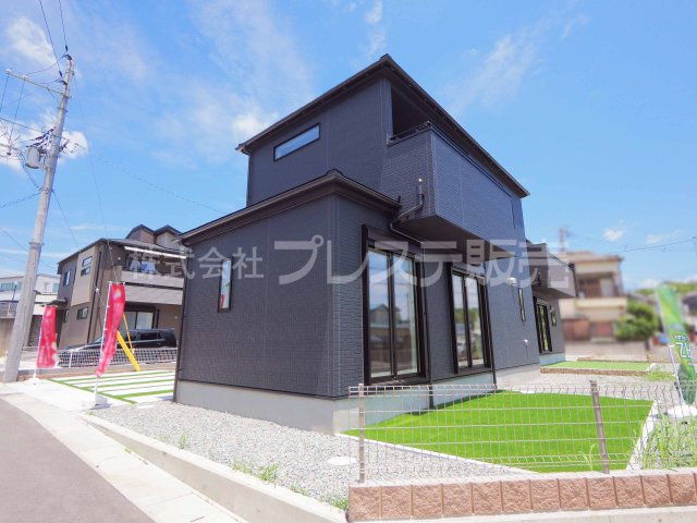 奈良市押熊町の新築一戸建 全５区画の外観|現地写真（４号地外観）即入居可！実際の建物内をご内覧できます♪※現地に係員は常駐しておりません。