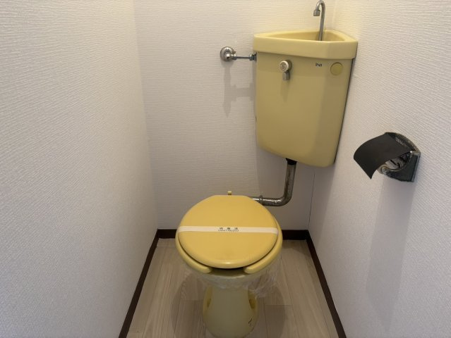 新潟市中央区姥ケ山２丁目のアパートのトイレ