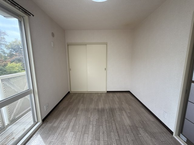 ハイツRIVER WESTの寝室