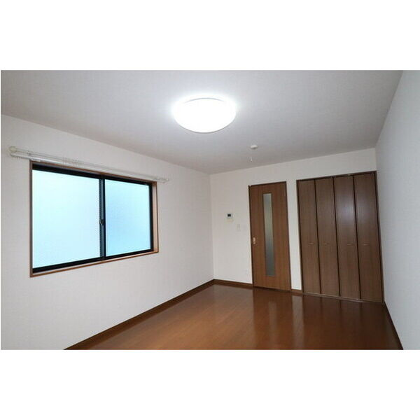 アンプルール リーブル アコールの居間・リビング