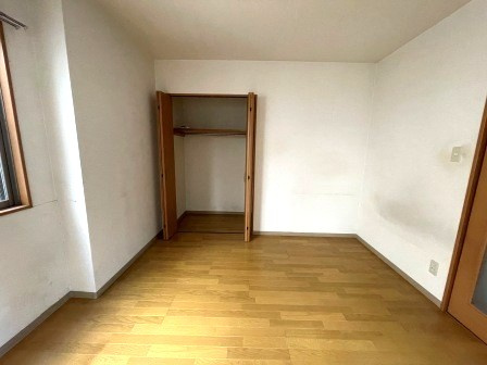 ゴッドマンションの寝室