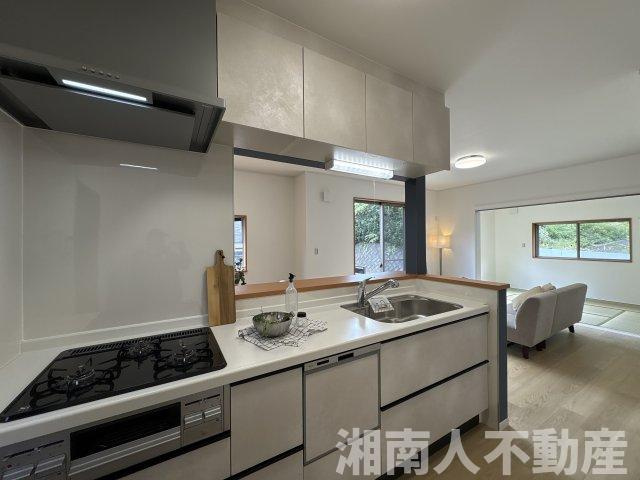 平塚市めぐみが丘２丁目　戸建のキッチン|きれいなキッチンです