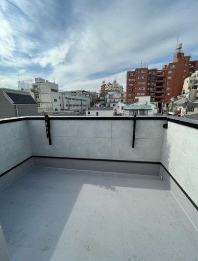 【バルコニー】