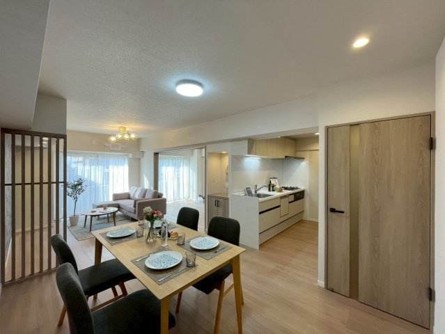 【居間・リビング】 | パシフィックパレス大手町 6階