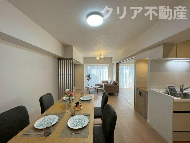 【居間・リビング】 | パシフィックパレス大手町 6階