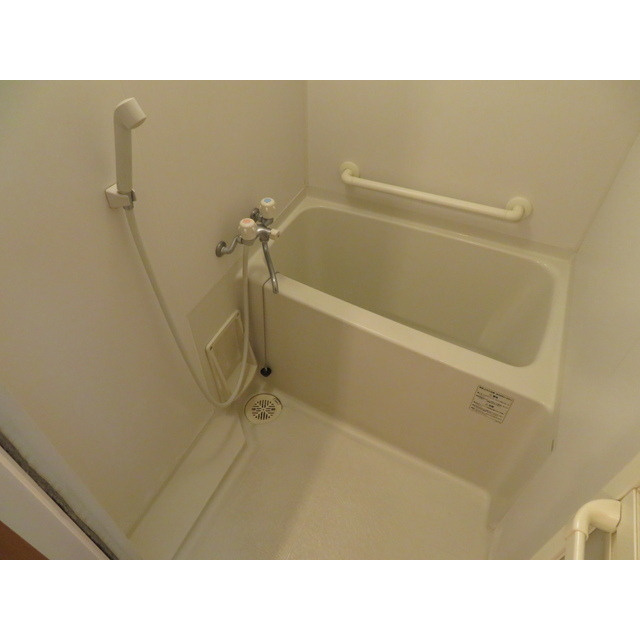 アルブル堅粕の浴室