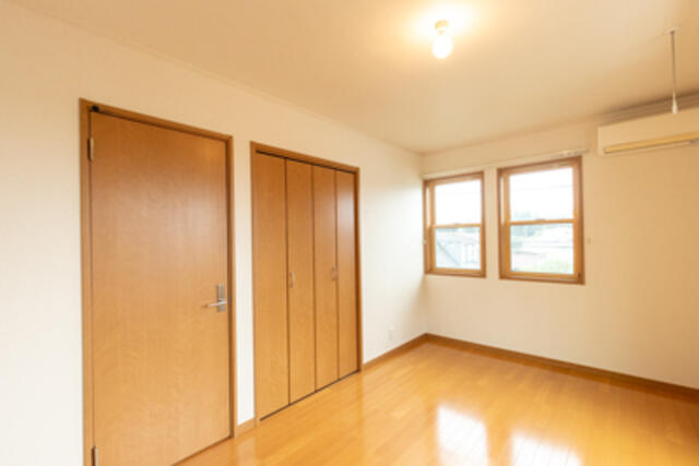 川崎市麻生区百合丘２丁目のテラスの寝室|※写真は同タイプ住戸です。