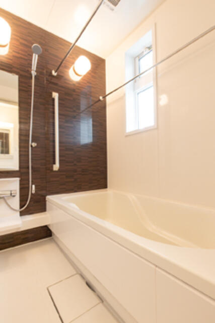 川崎市麻生区百合丘２丁目のテラスの浴室