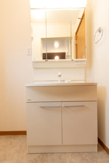 川崎市麻生区百合丘２丁目のテラスの洗面所