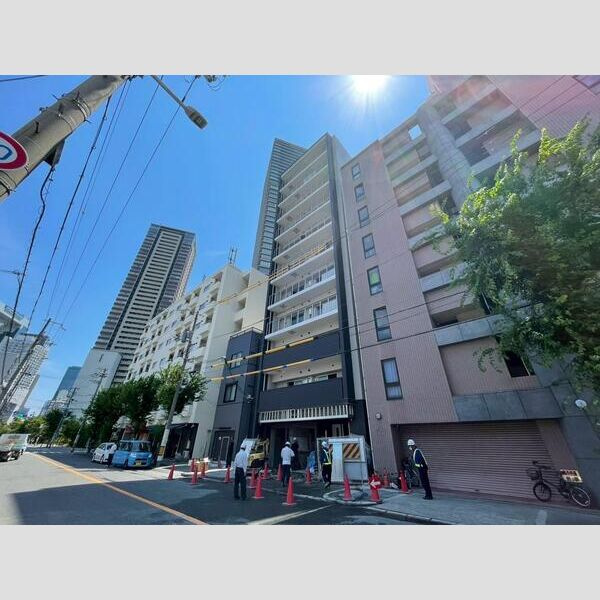 エスリードレジデンス梅田クラスシティの外観