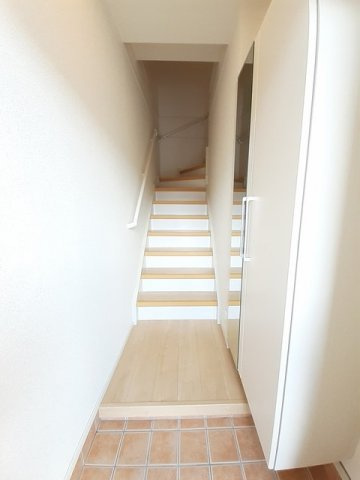 ルシール　名東Ａの玄関|きれいな玄関です