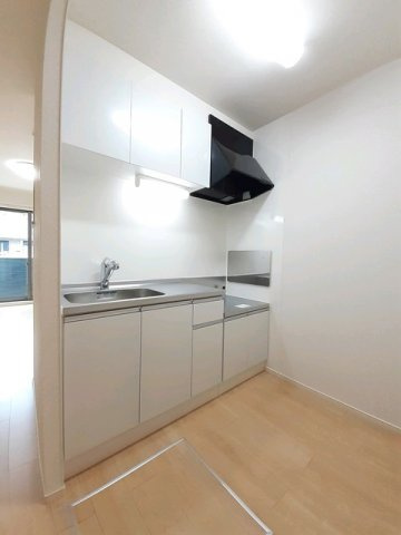 アイ・スマイル南庄町Ⅰのキッチン|コンパクトなキッチンで掃除もラクラク