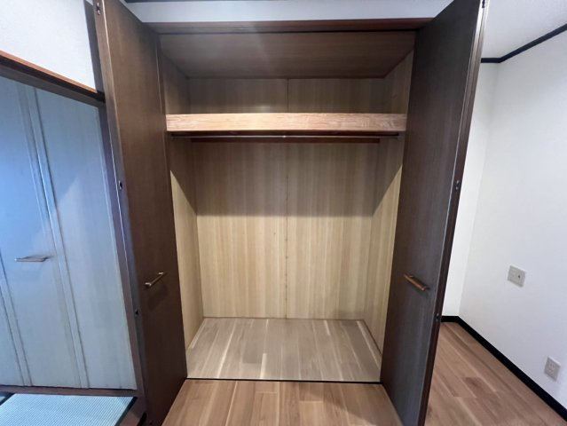 門真市岸和田3丁目中古戸建　の収納|たっぷりとした収納スペースです