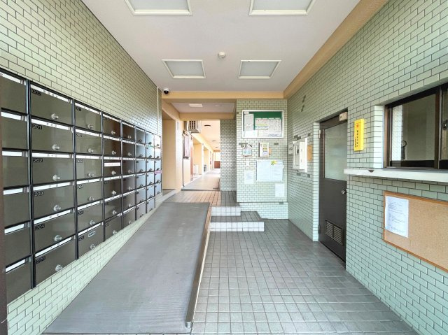 【エントランス】 | ラウムズ富洲原